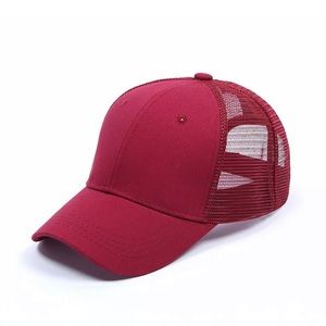 Snapback Baseball Cap Ponytail color: Red Wine